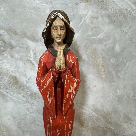 Religious Woman In Prayer Virgin Mary Praying Folk Art Style Faux Wood 15" - Picture 5 of 8